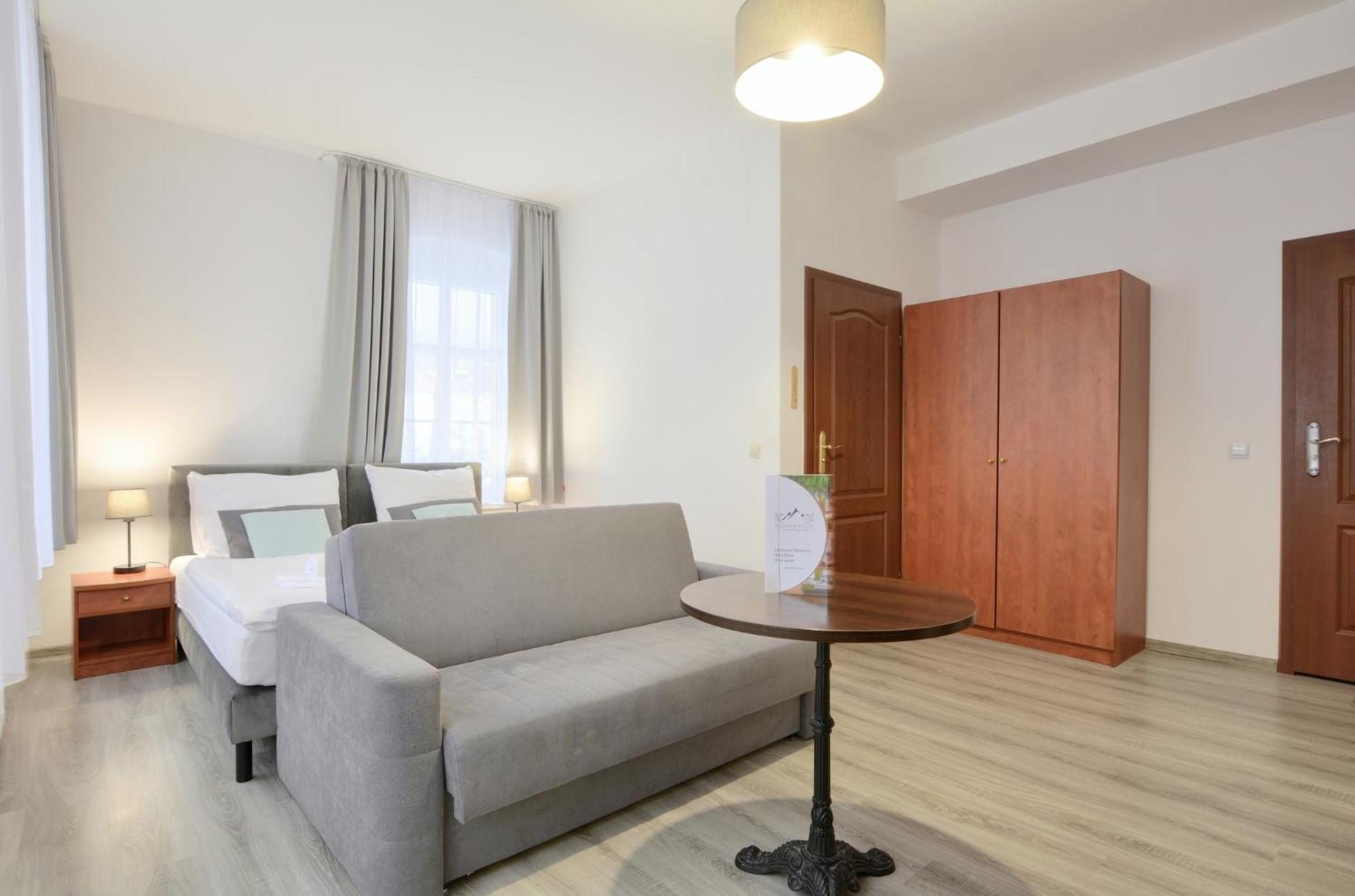 Hotel Krysztal Świeradów-Zdrój Buitenkant foto