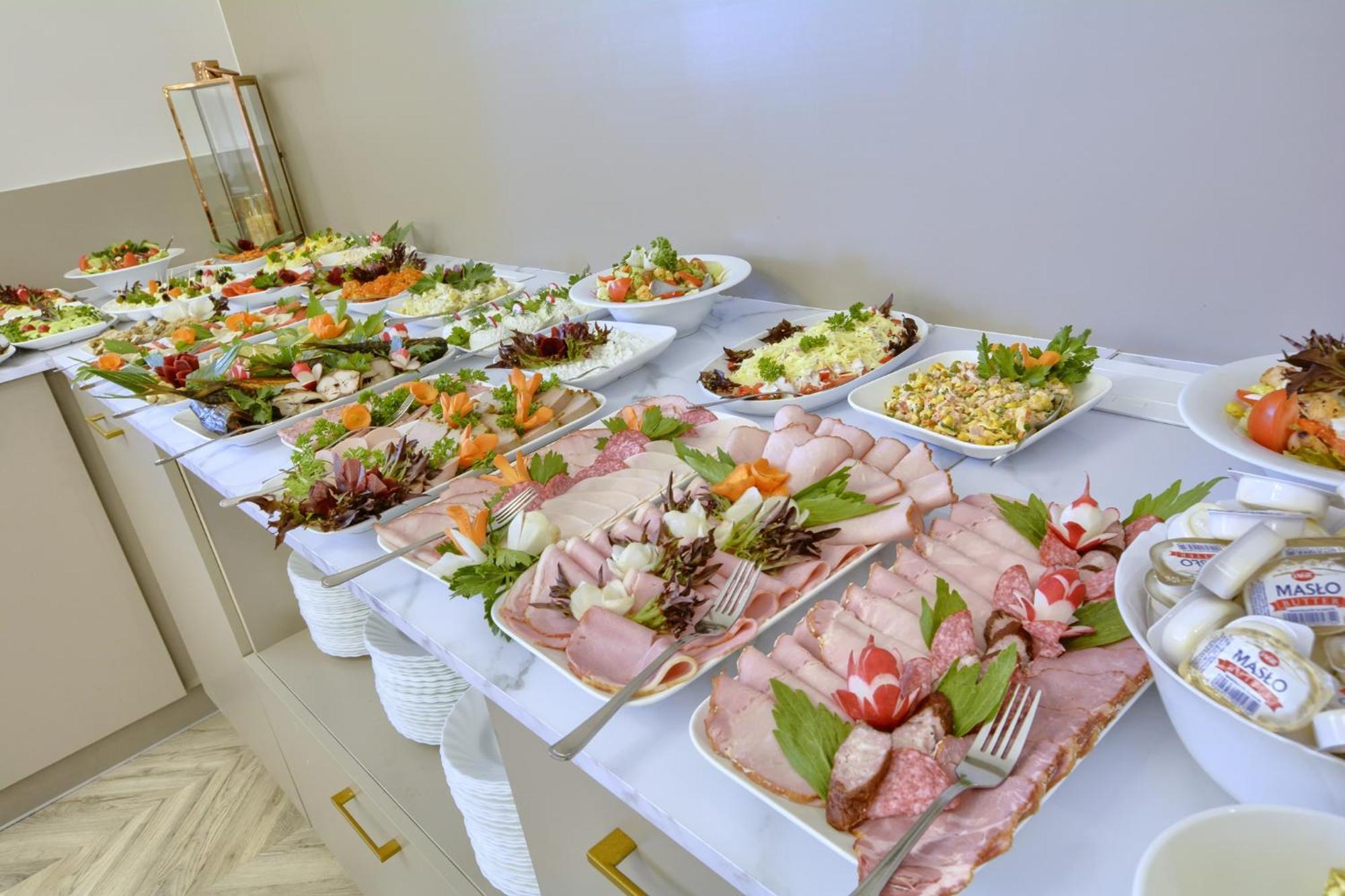 Hotel Krysztal Świeradów-Zdrój Buitenkant foto
